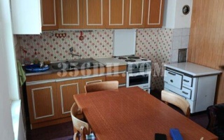 塞尔维亚北部城市阿帕丁独栋房子85㎡/240㎡/2万欧元